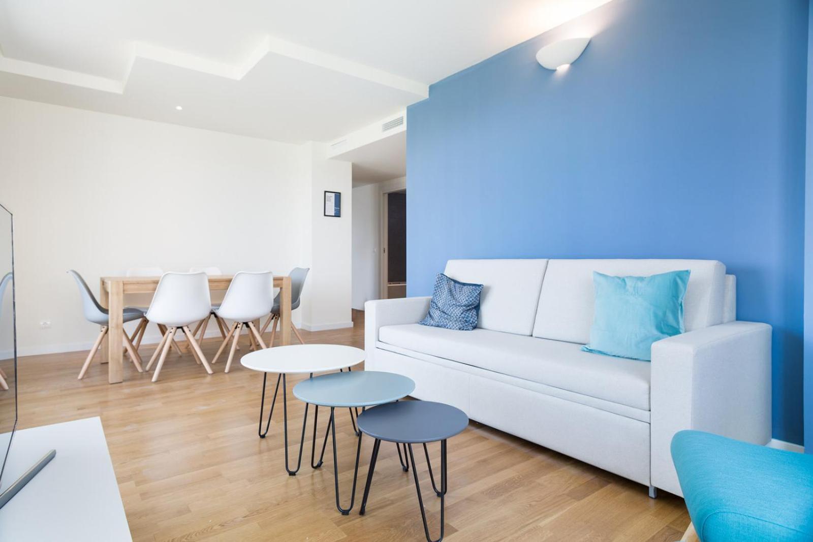 Port Forum Apartments By Olala Homes ซานต์อาเตรียเดเบซอซ ภายนอก รูปภาพ