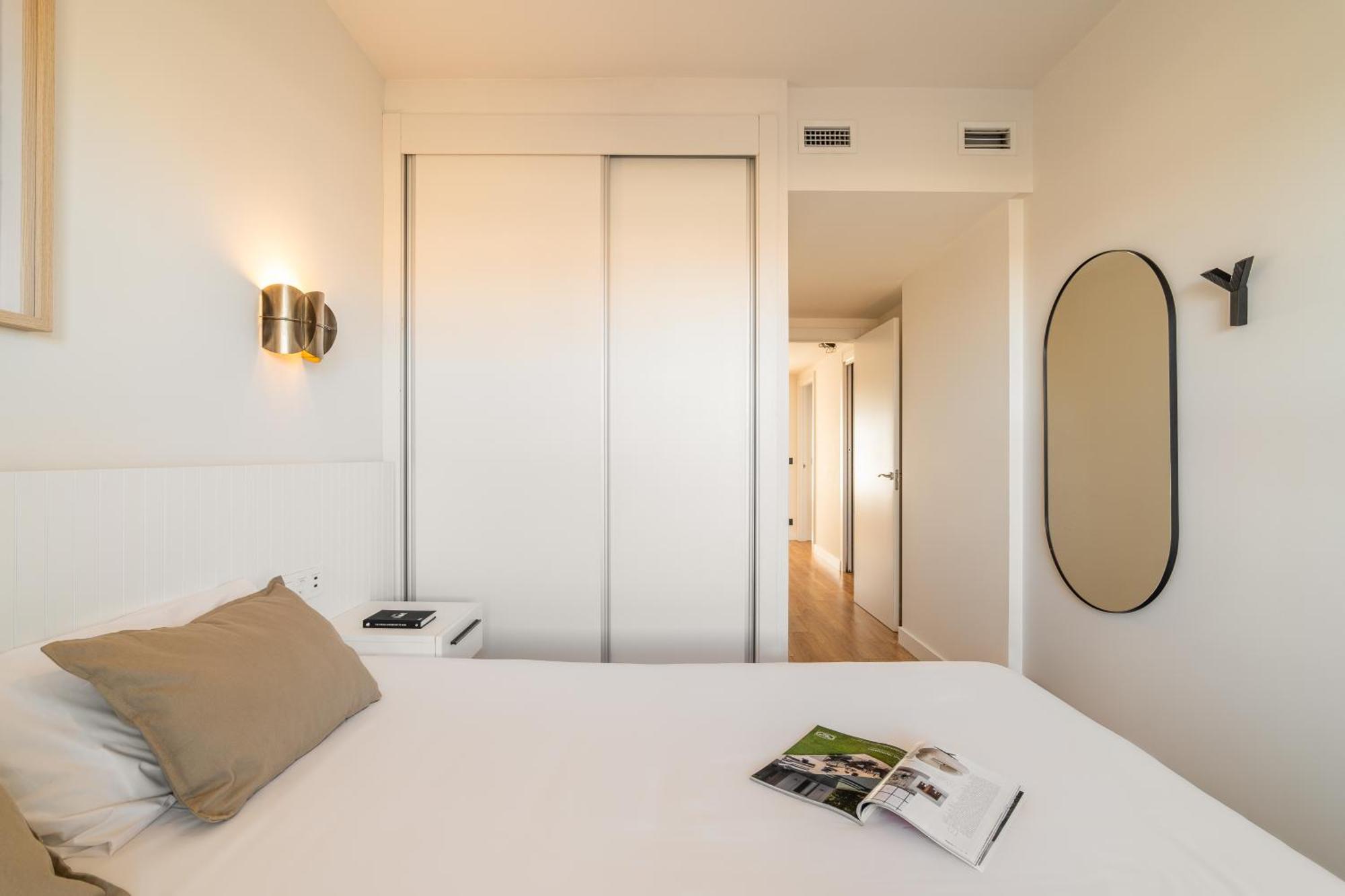 Port Forum Apartments By Olala Homes ซานต์อาเตรียเดเบซอซ ภายนอก รูปภาพ